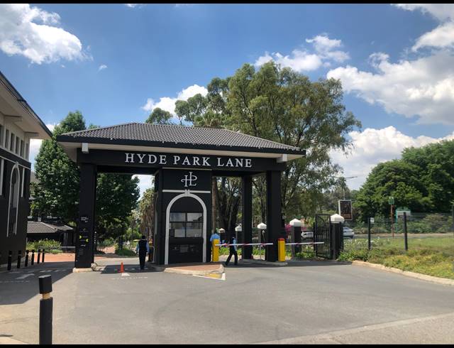 267M² OFFICE TO LET IN HYDE PARK
